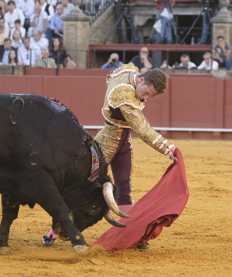 Calerito, en la corrida del dieciséis de abril de 2023 en la Plaza de Toros de Sevilla 