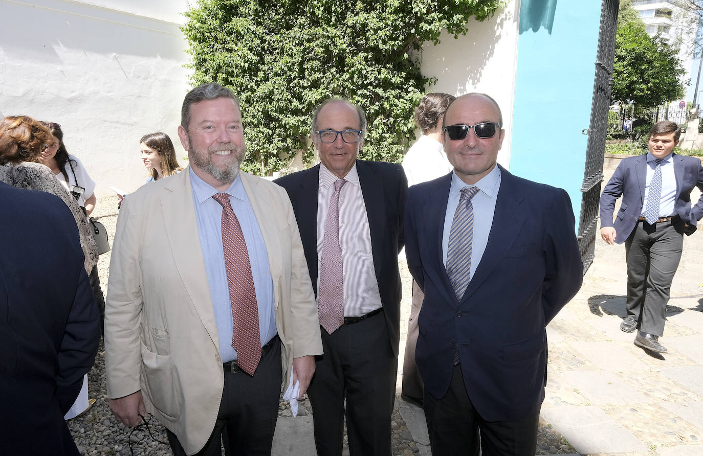 Alfonso Beca, Armando Soto y Norberto Baturone