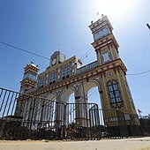 La Feria de Sevilla en cifras: 90.000 farolillos, 212.000 bombillas y 125.000 horas de trabajo