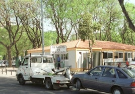 Principio de acuerdo para desconvocar los paros de la grúa municipal en la Feria de Abril