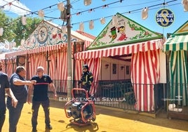 Conato de incendio en una caseta de la Feria de Sevilla originado en una de las freidoras de la cocina