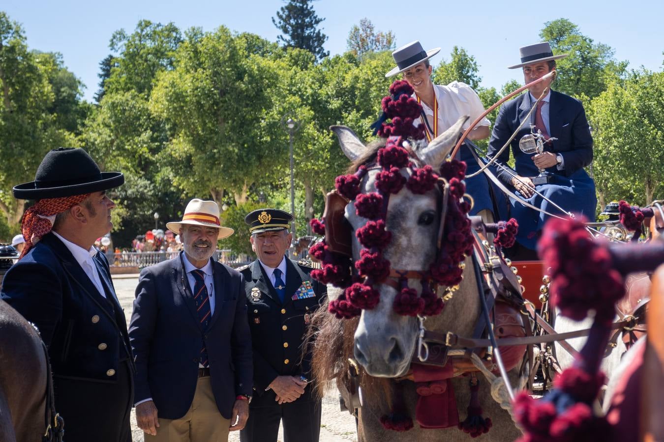 Entrega de trofeos del Campeonato Internacional de Enganches de Tradición en Sevilla