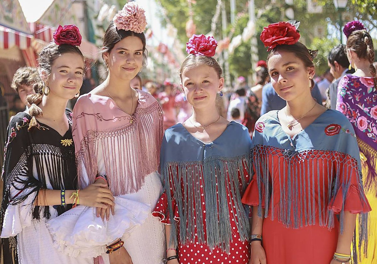 Paula Núñez de Arenas, Sara Benítez, Olivia Aguirre y Azul Morete