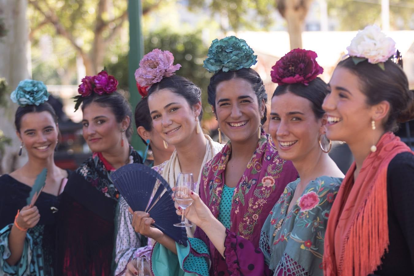 Calor y multitudes este lunes en el real de la Feria