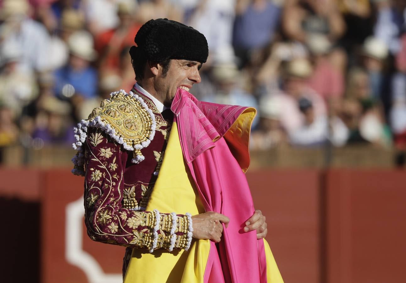 Emilio de Justo ha cortado dos orejas este lunes en la plaza de toros de Sevilla