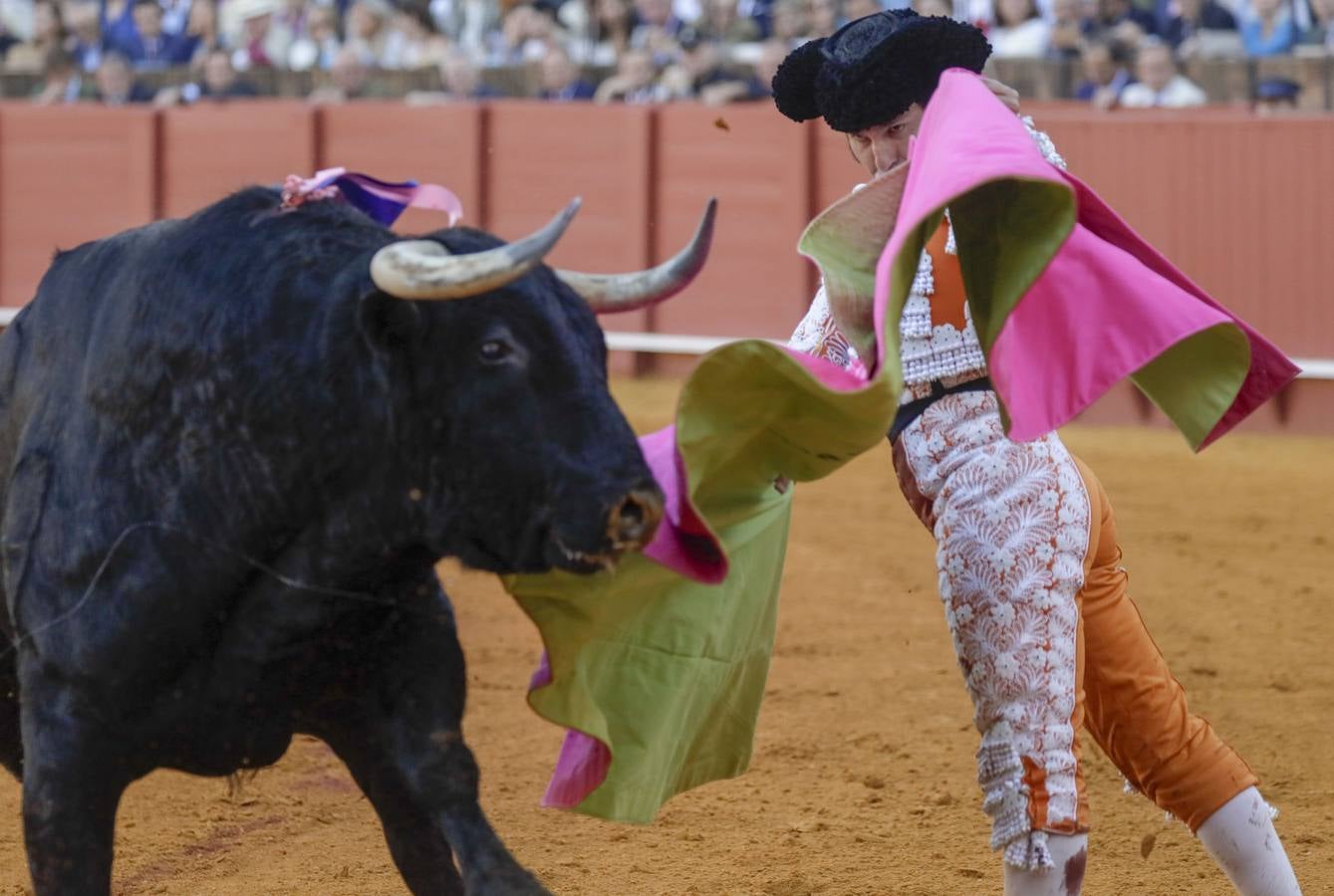 Faena de Morante de la Puebla, en la plaza de toros de Sevilla