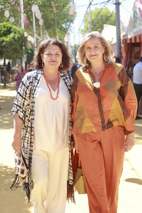 África Sangrán y Lola Pedrajas