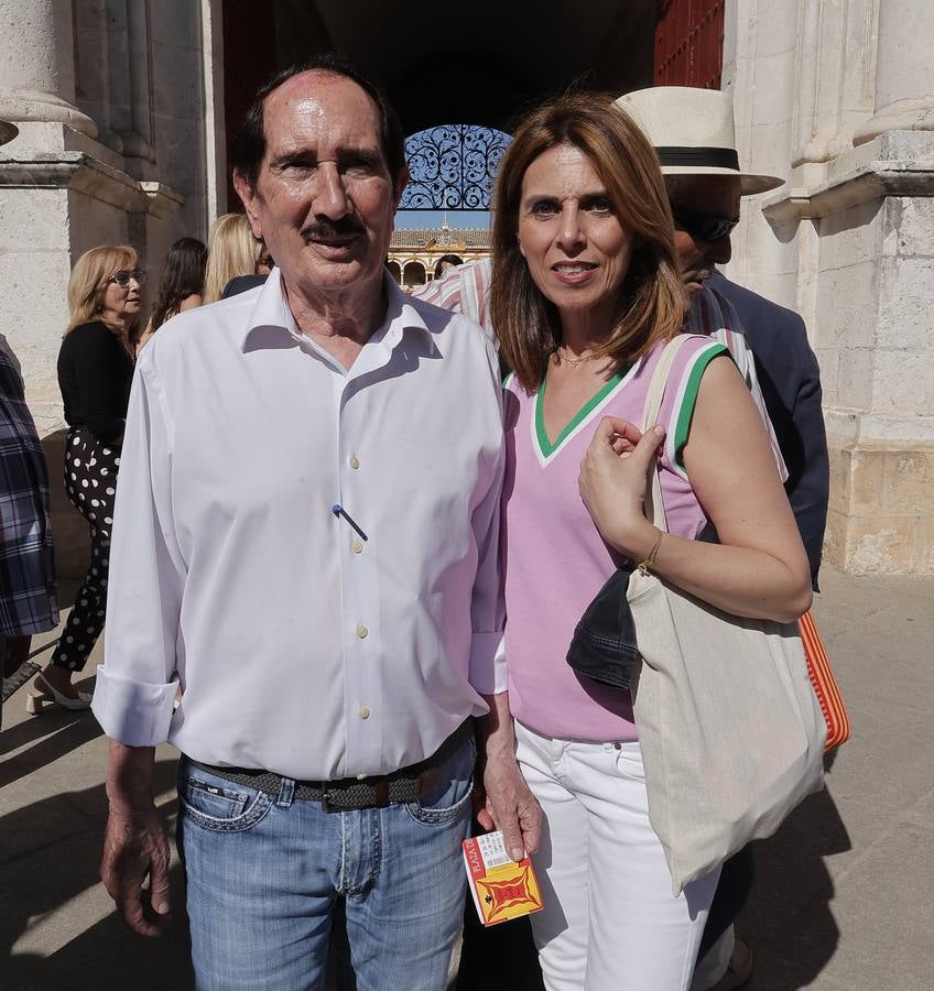 Manolo Moles y María Macías