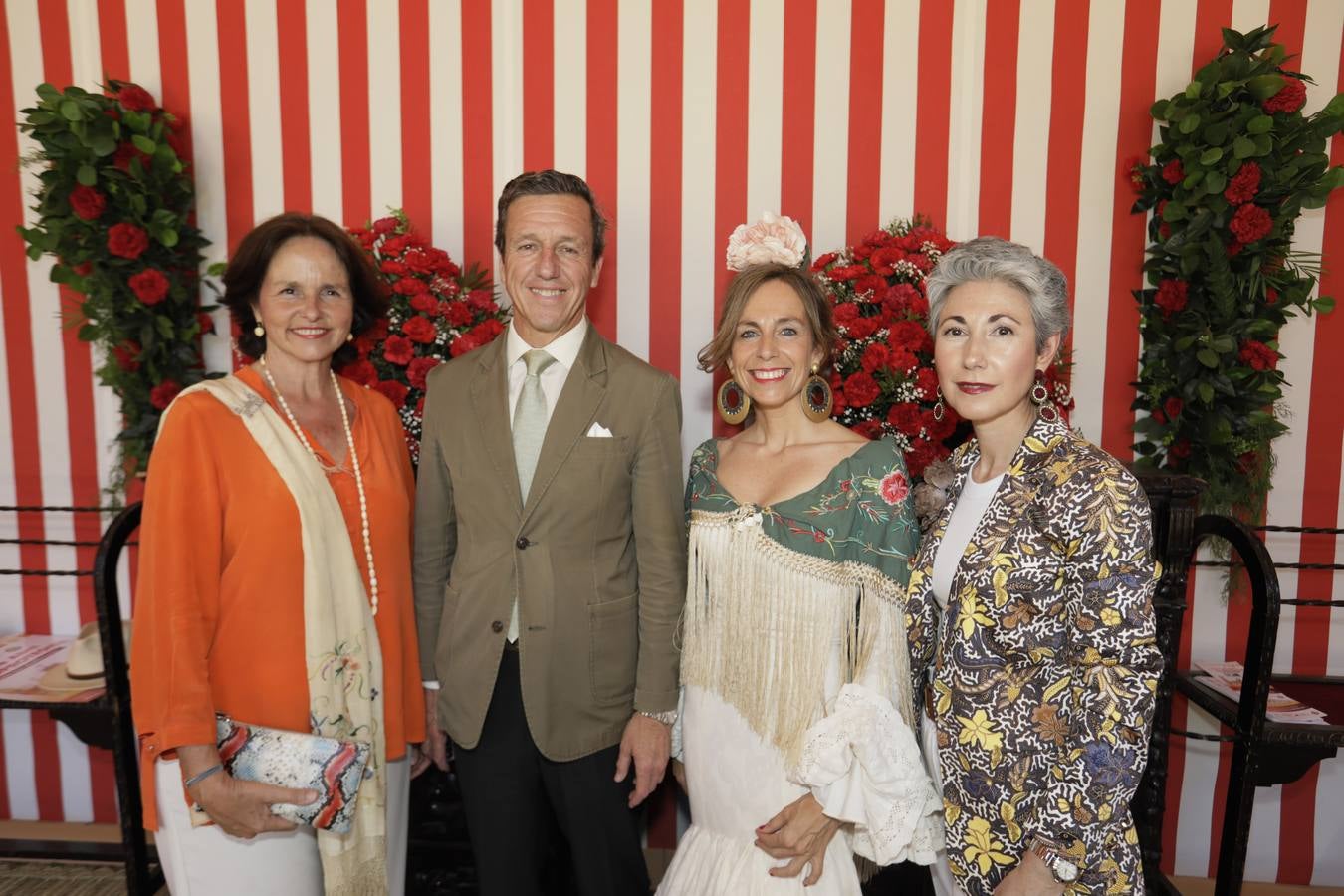 Recepción del Ayuntamiento en la caseta municipal