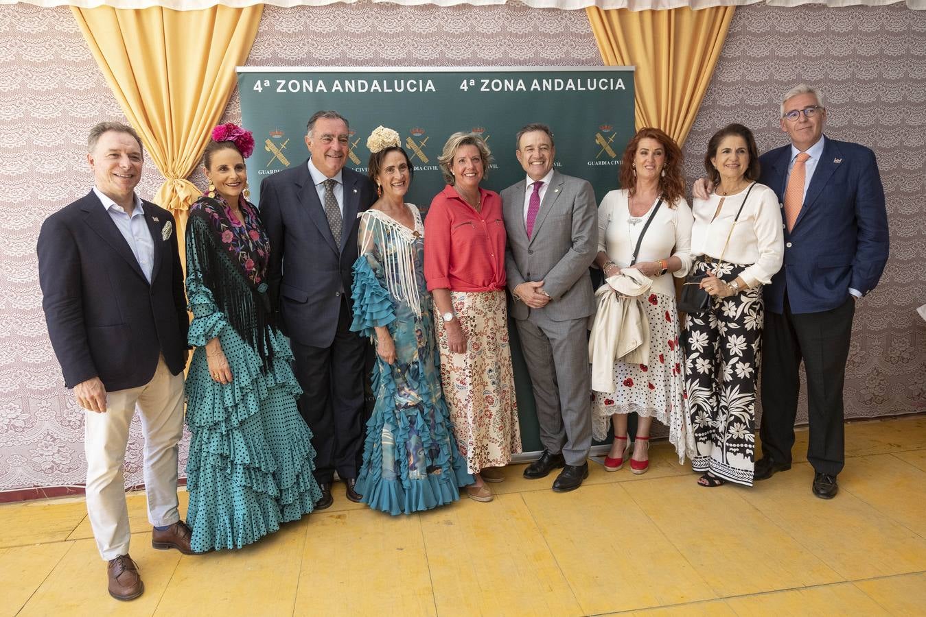 La Guardia Civil también ha celebrado su recepción en la histórica caseta de 'La Pareja'