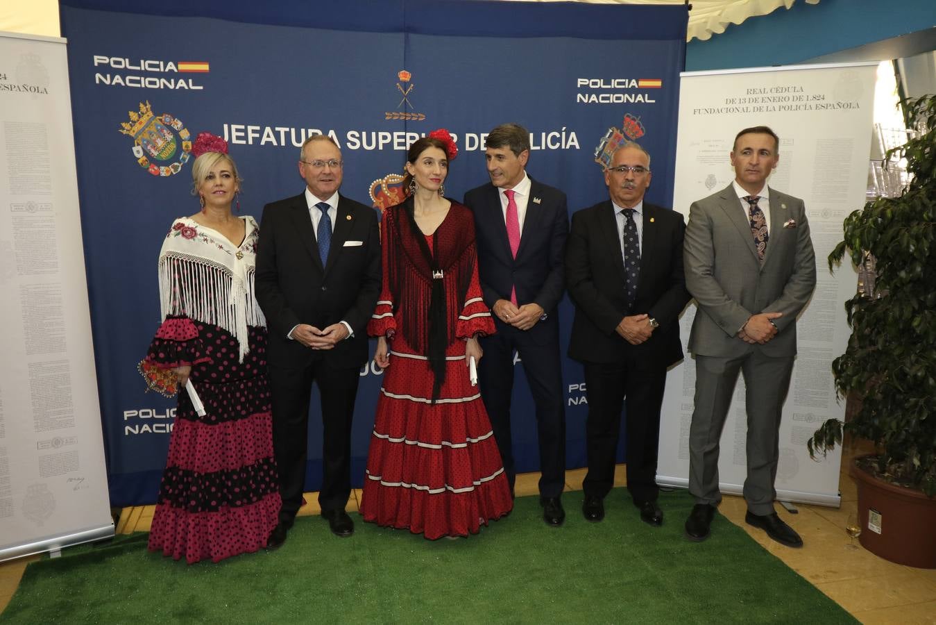 La ministra de Justicia, Pilar Llop, ha acudido a la recepción en la caseta de la Policía Nacional