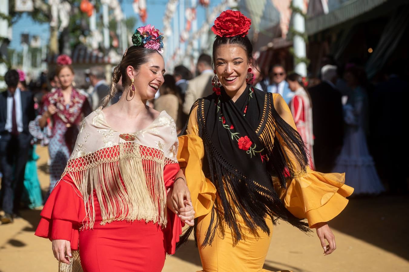 Multitudinaria jornada de Feria, previa al festivo