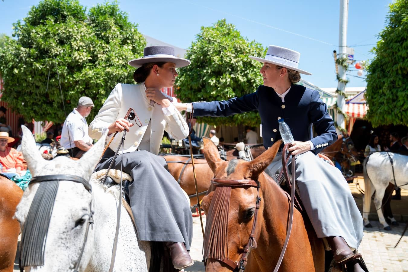 Multitudinaria jornada de Feria, previa al festivo