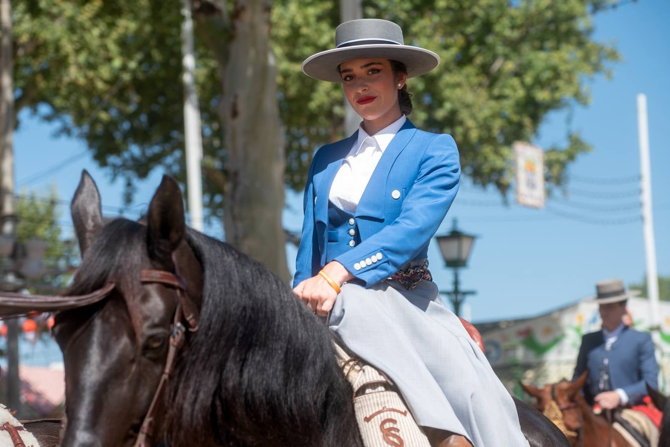 Multitudinaria jornada de Feria, previa al festivo