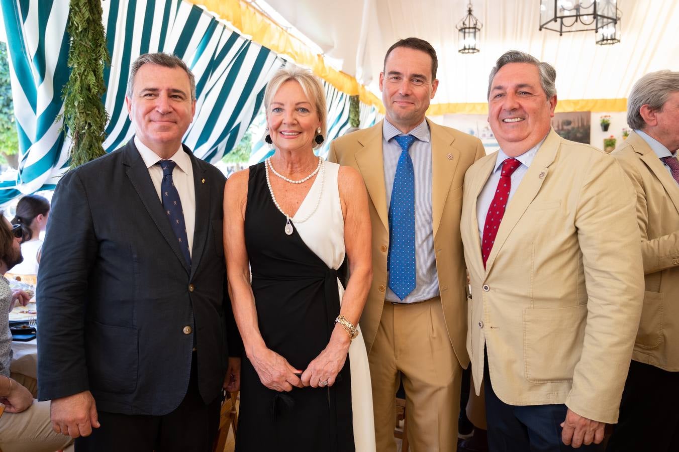 Recepción en la caseta del Tenis Betis