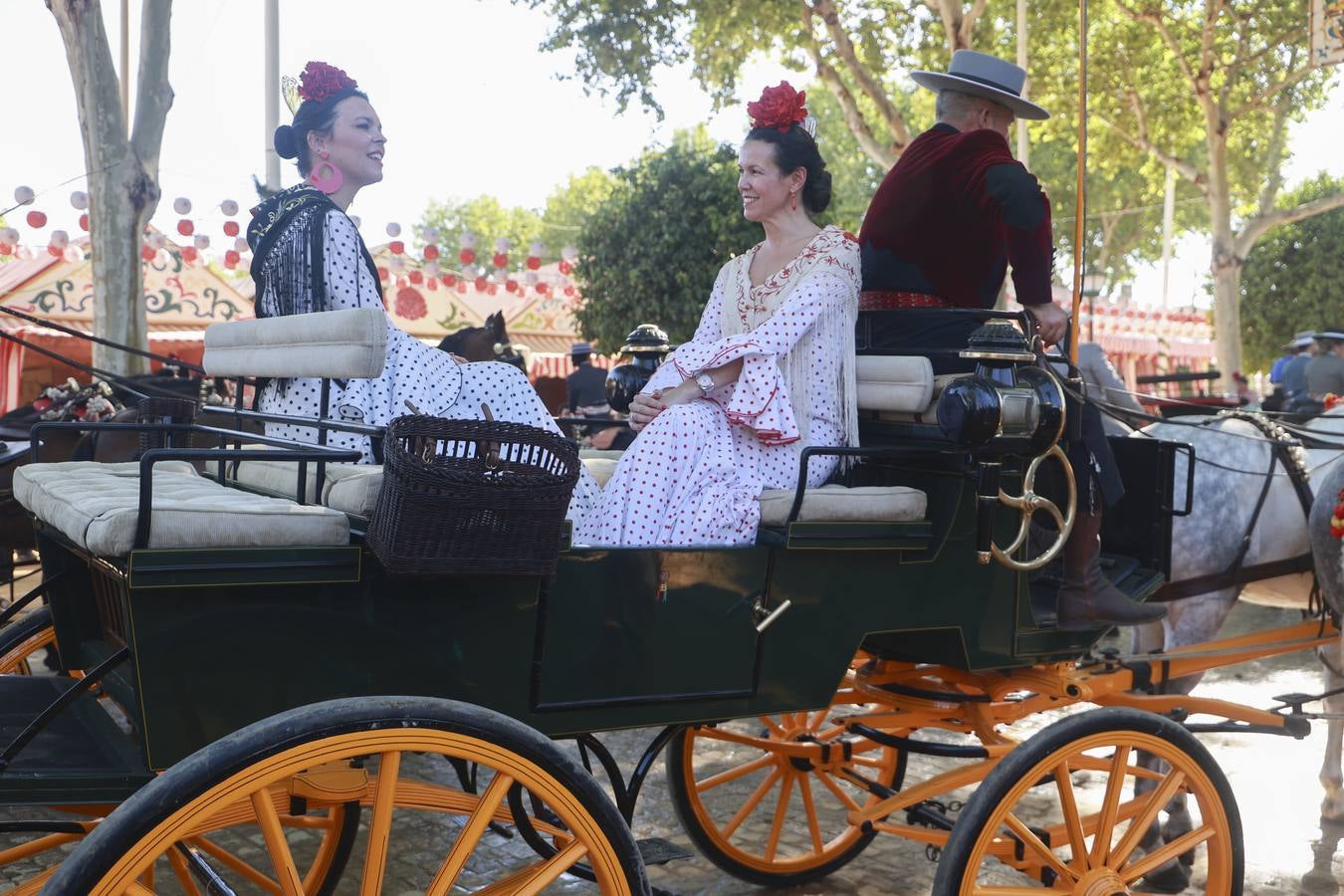 Manuela Sainz de Tejada y María Ferraro