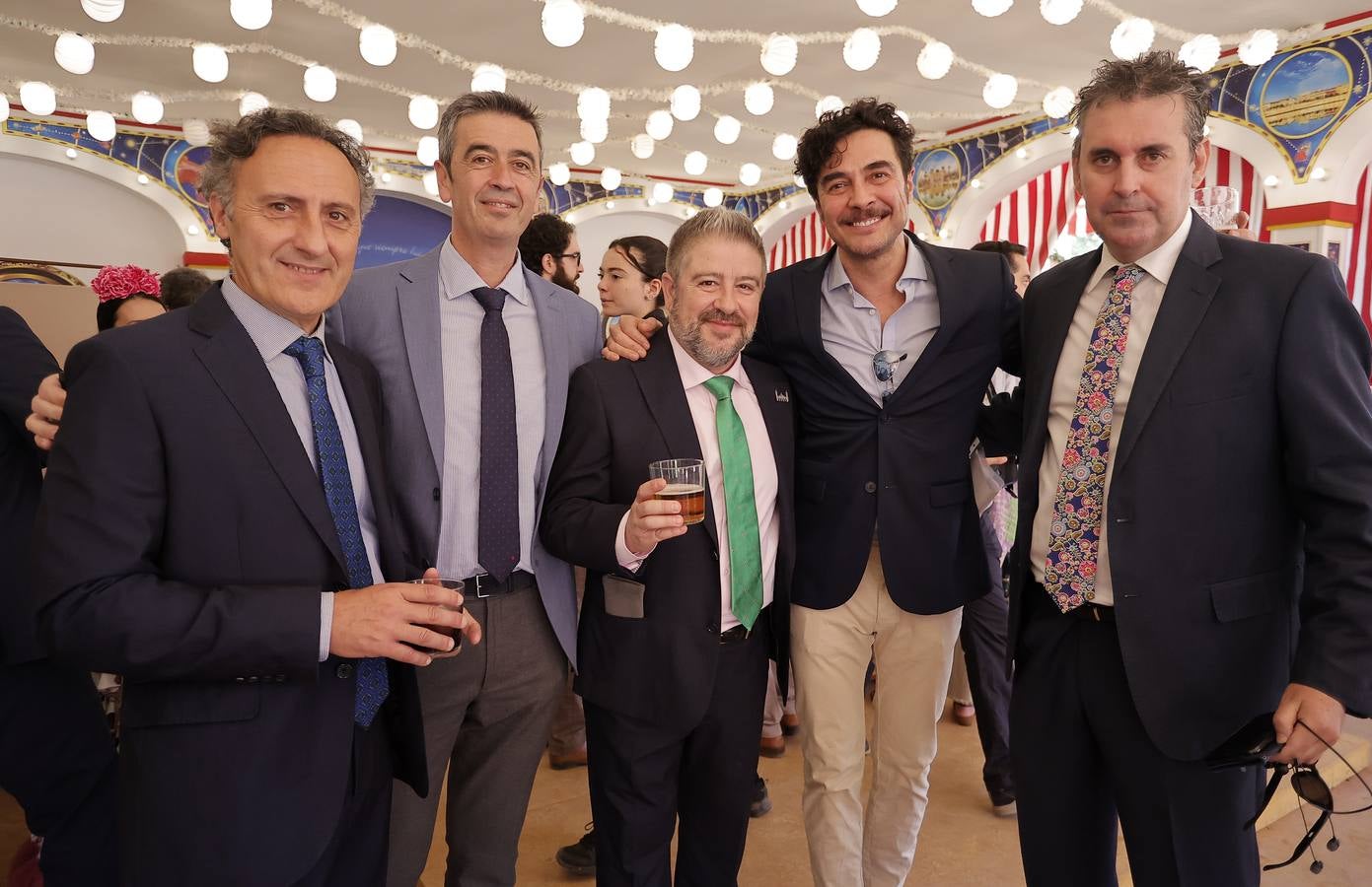 Ambiente de las recepciones este miércoles en el real de la Feria