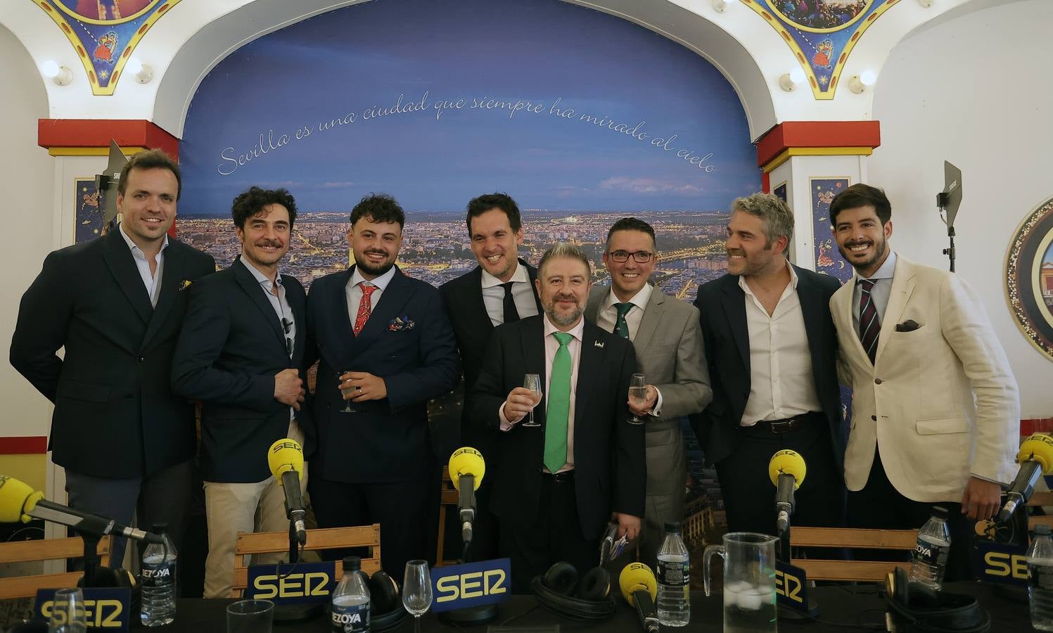 Ambiente de las recepciones este miércoles en el real de la Feria