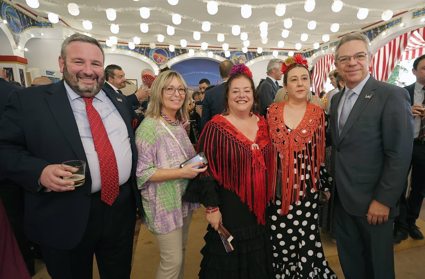 Ambiente de las recepciones este miércoles en el real de la Feria