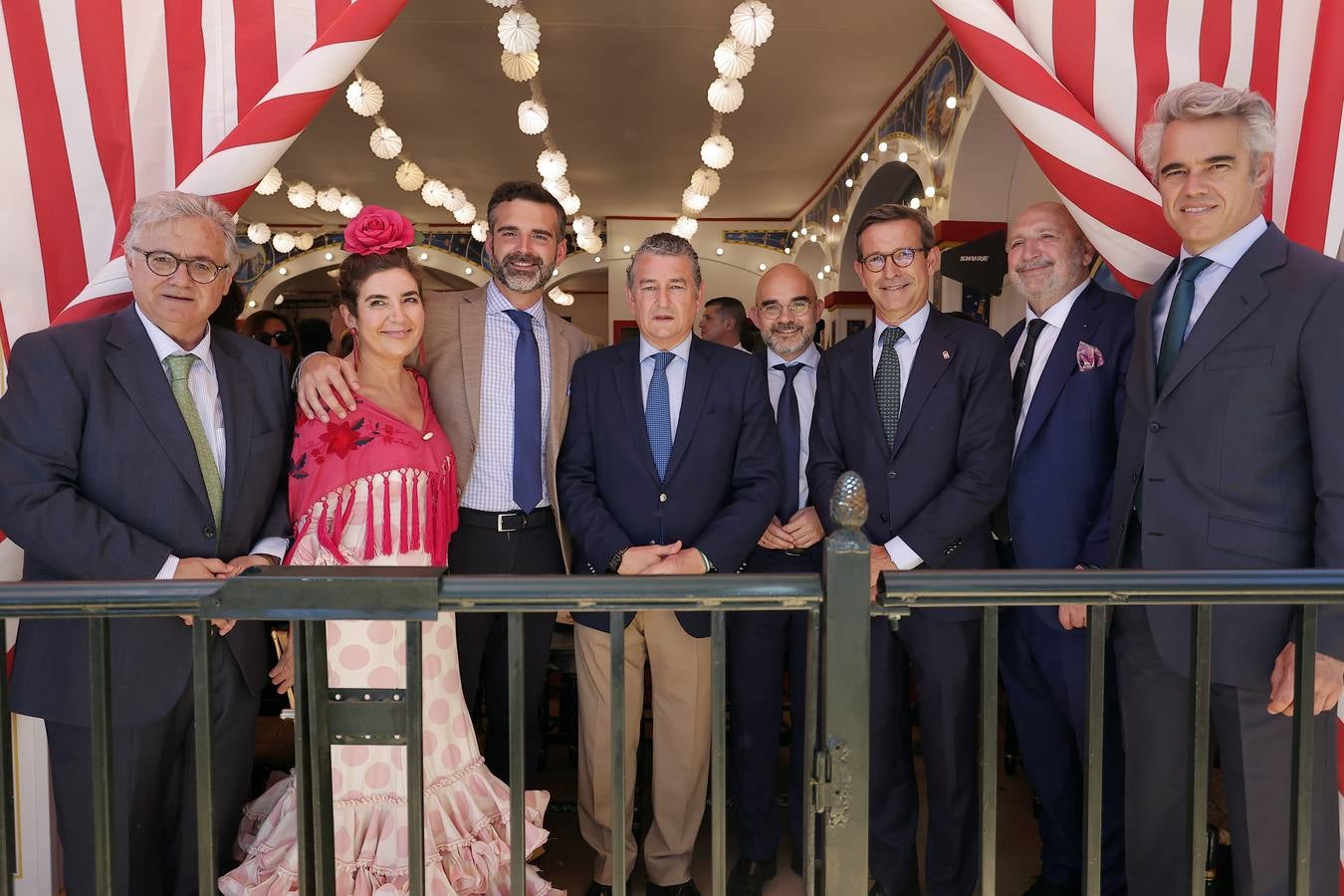 Ambiente de las recepciones este miércoles en el real de la Feria
