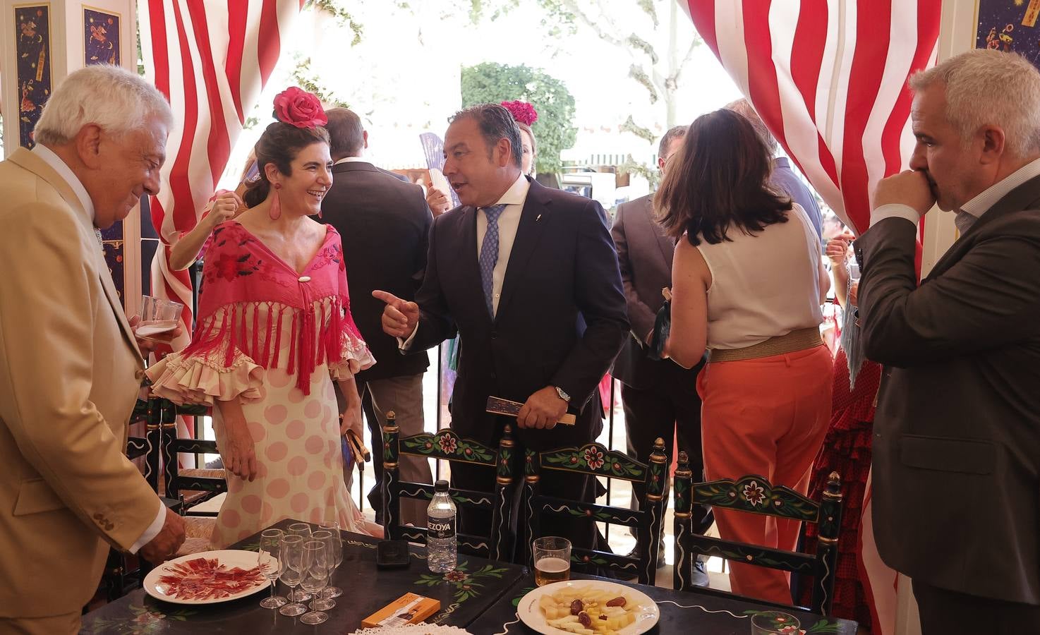 Ambiente de las recepciones este miércoles en el real de la Feria