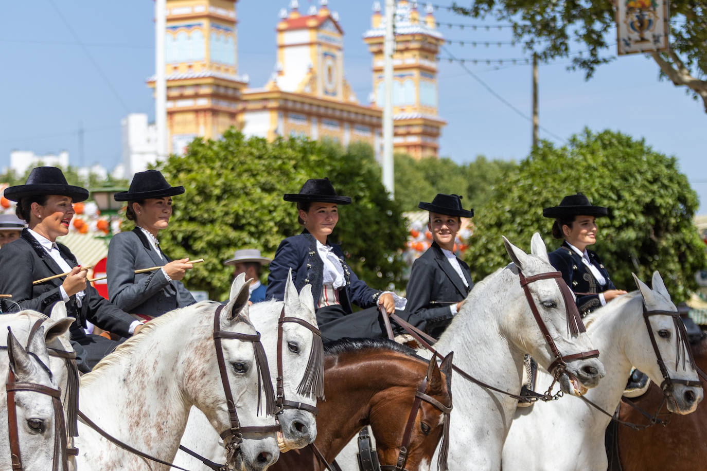 Las calles del Real continúan teniendo gran afluencia de público este jueves