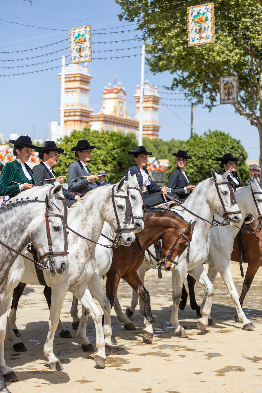 Las calles del Real continúan teniendo gran afluencia de público este jueves