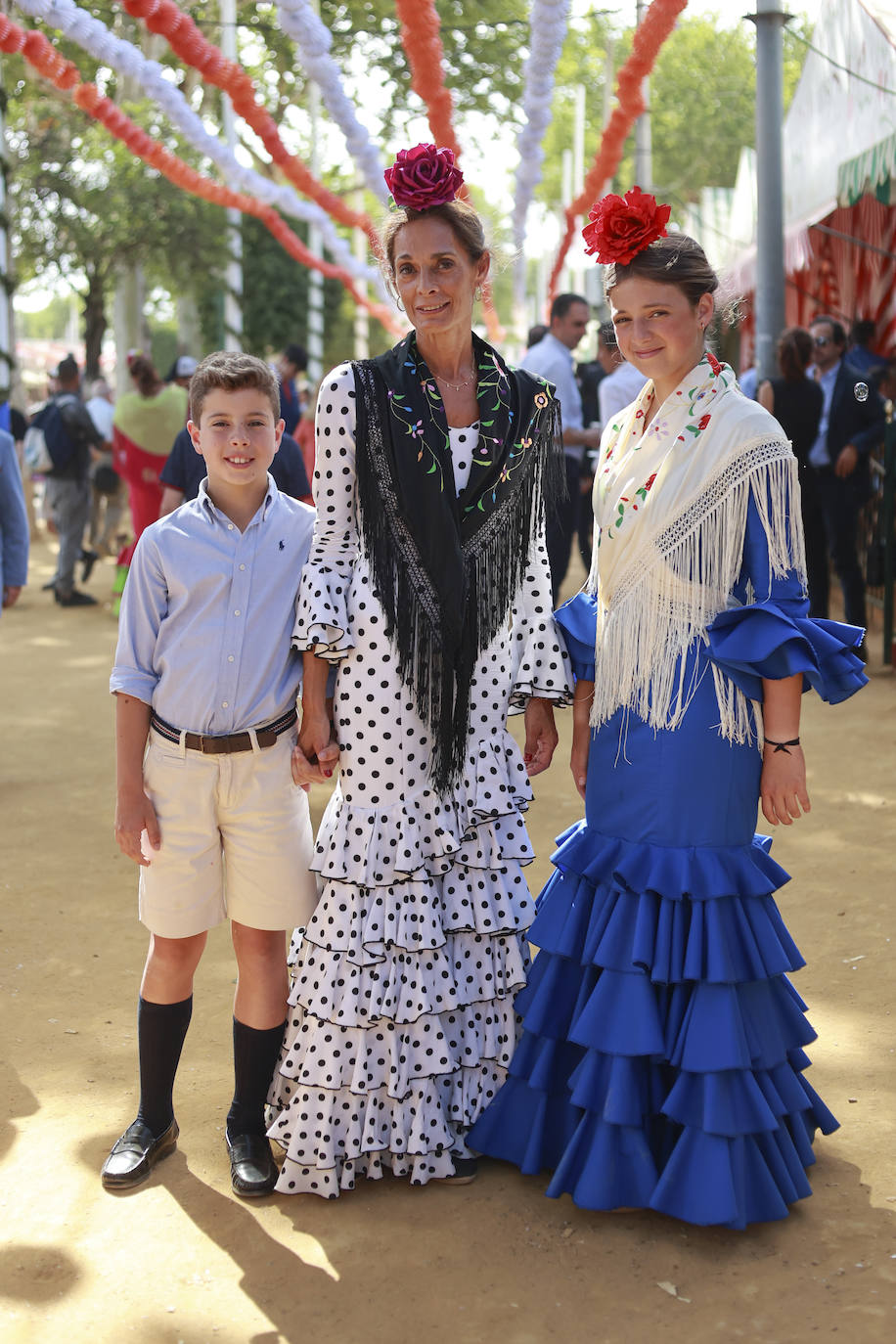 Jaime Crespo, Loretta Zamorano y Clara Crespo