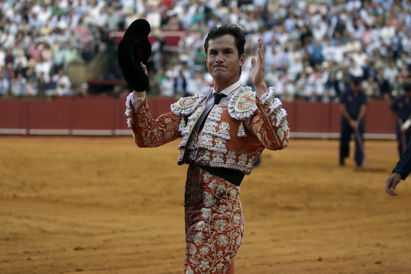 Daniel Luque corta una oreja durante su última actuación en Sevilla