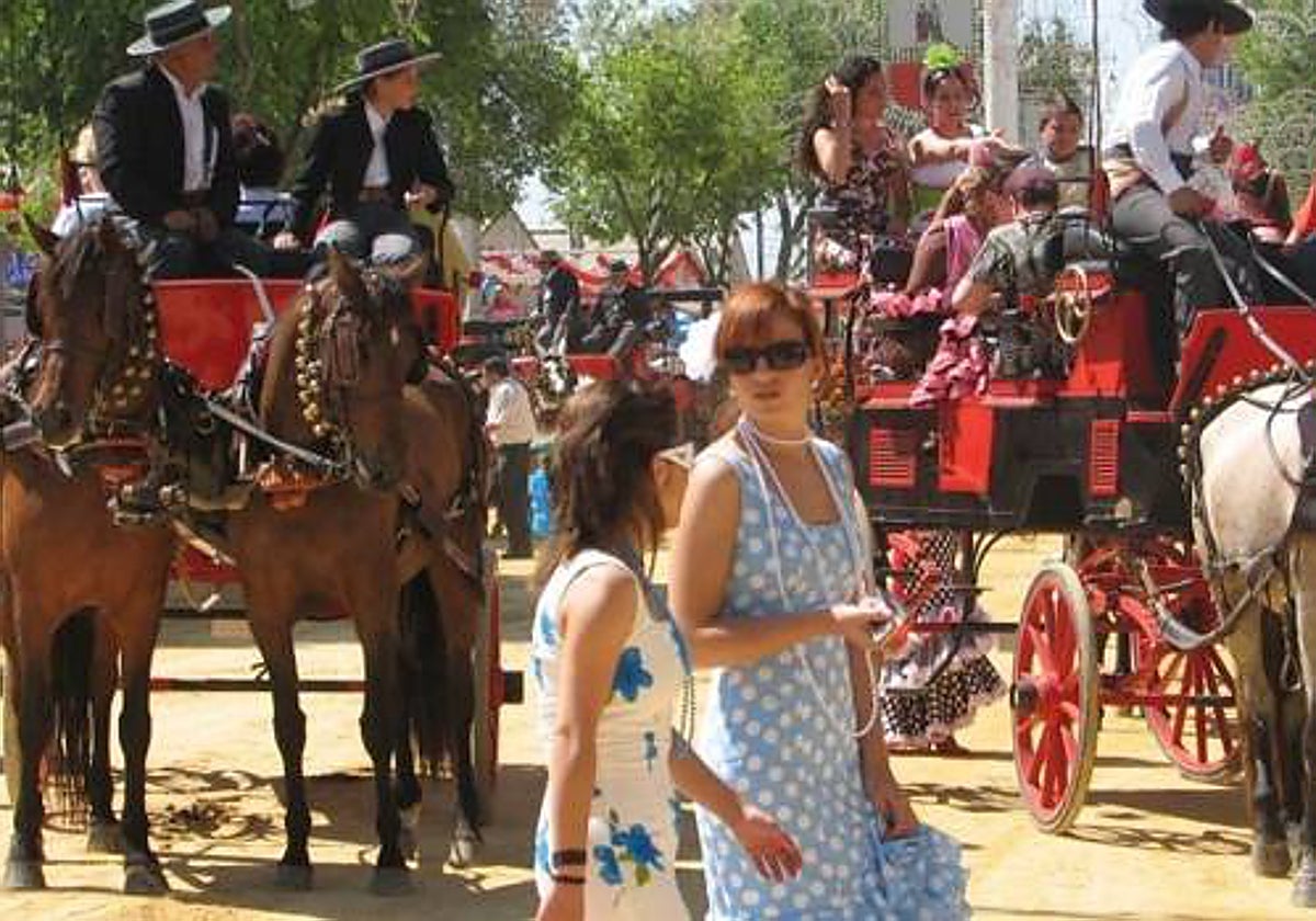 Imagen de archivo del tradicional paseo de caballos en la Feria de Dos Hermanas