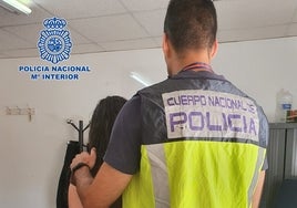 Detenidas cuando intentaban robar en el piso de un policía en Sevilla