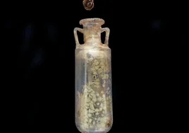 Identifican  la composición de un perfume romano que olía a pachulí tras un hallazgo en una vivienda de Carmona