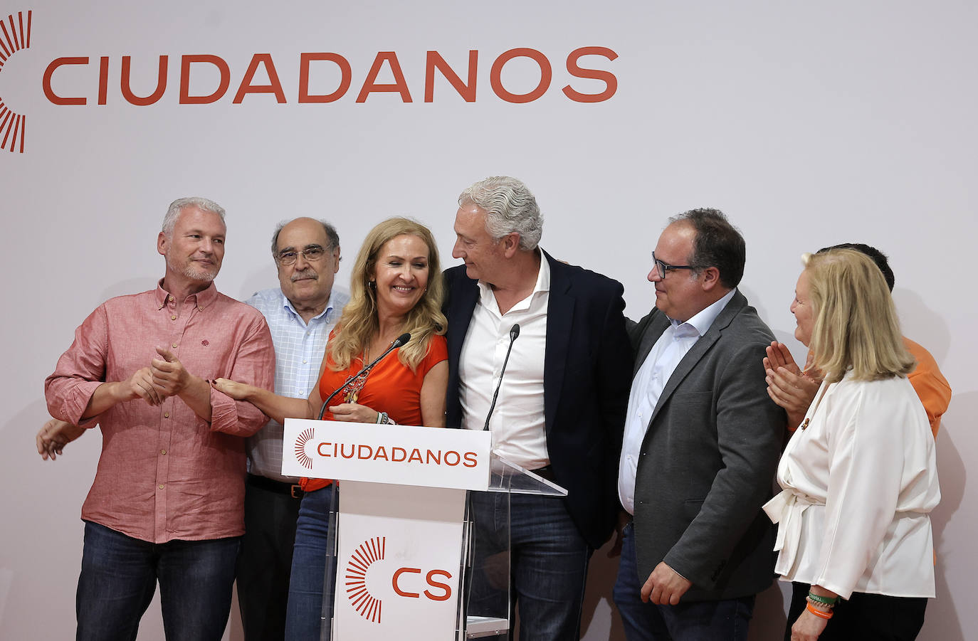 Miguel Ángel Aumesquet en la sede de Ciudadanos en Sevilla