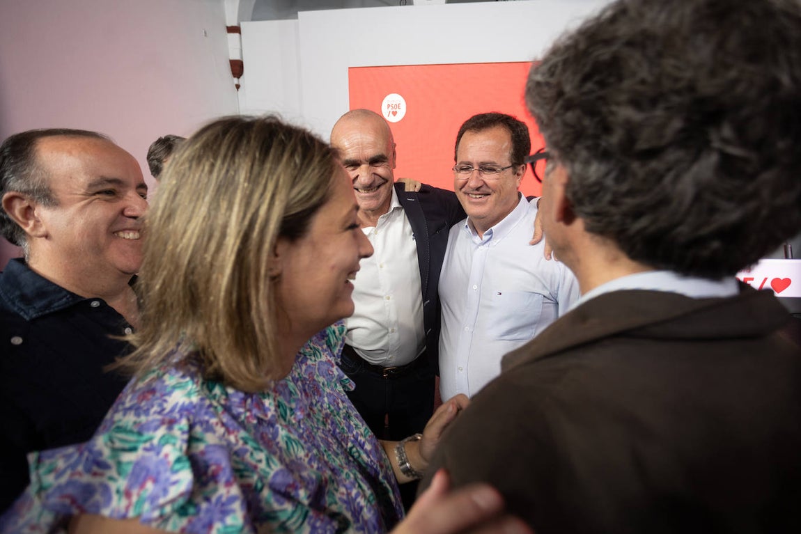 La noche electoral en la sede del PSOE, ubicada en la calle San Vicente
