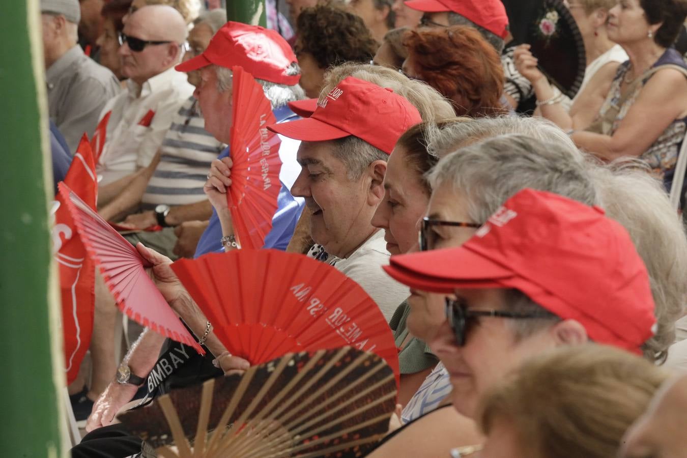 Primer mitin de precampaña  de Pedro Sánchez celebrado en Dos Hermanas