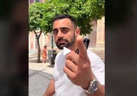 El vídeo viral de un influencer que visita Sevilla y 'reclama' su pasado árabe