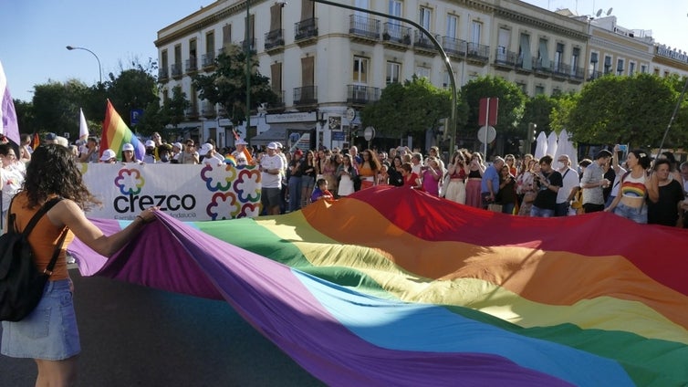 Estos son los cortes de tráfico para este sábado por el Desfile del Orgullo en Sevilla