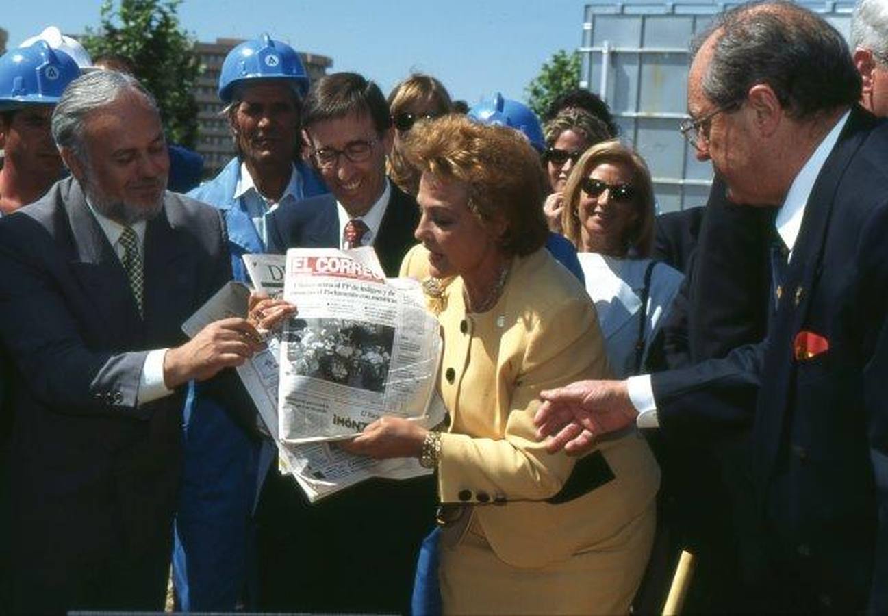 Su belleza y su sonrisa convirtieron a Carmen Sevilla en la 'novia de España'