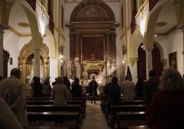 El Santo Entierro pide ayuda para reparar el tejado desprendido de la iglesia de San Gregorio de Sevilla