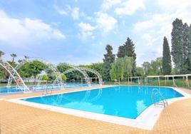 Cuánto cuesta y cómo se puede entrar en las piscinas de los clubes Náutico, Labradores y Mercantil de Sevilla