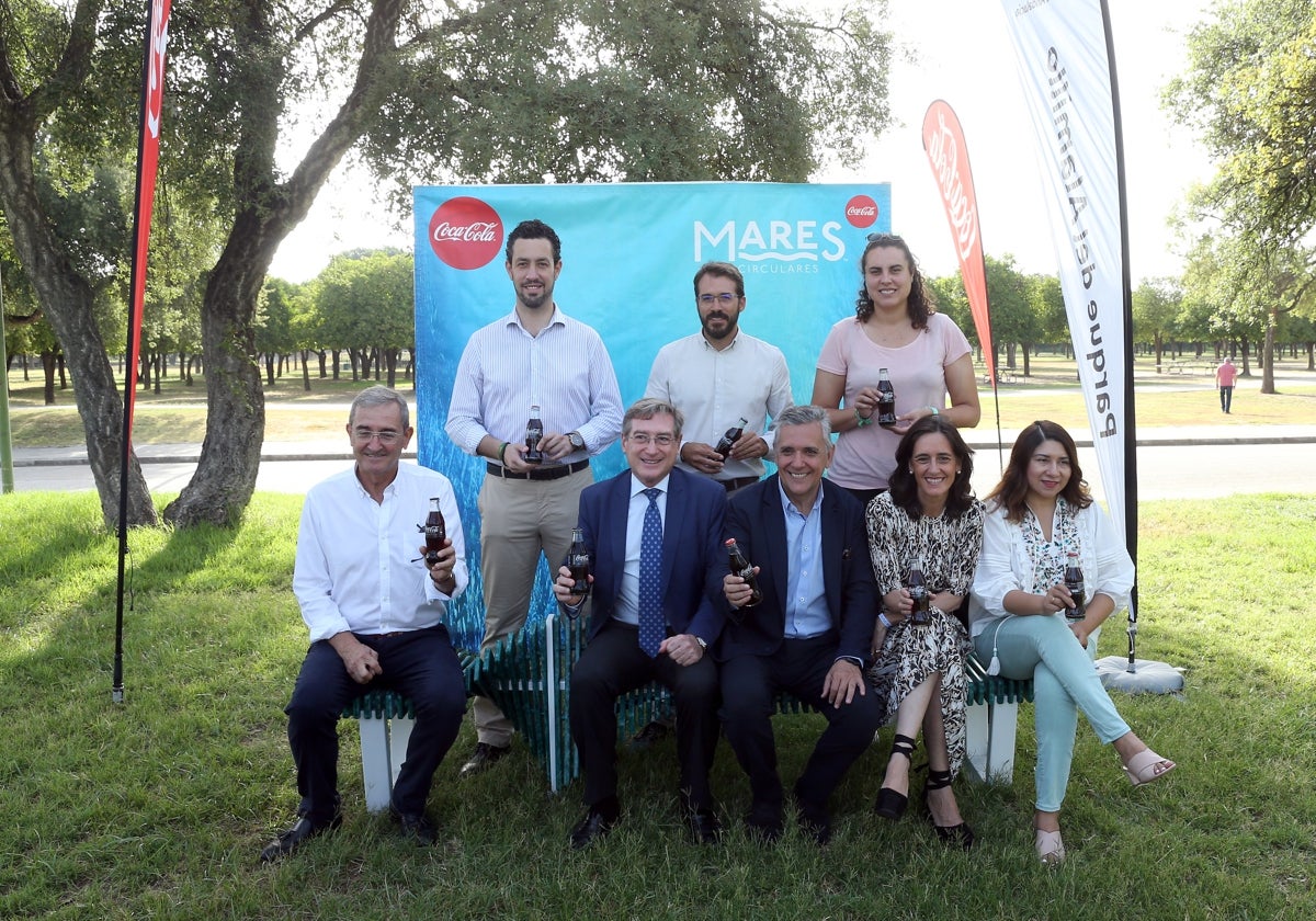 Imagen de la presentación del banco de Mares Sostenibles en el parque del Alamillo
