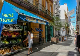 La excepción de la calle Baños: una peatonalización que refuerza el comercio de barrio