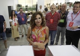 La provincia mantiene en Sevilla la leyenda roja de la cuna del felipismo