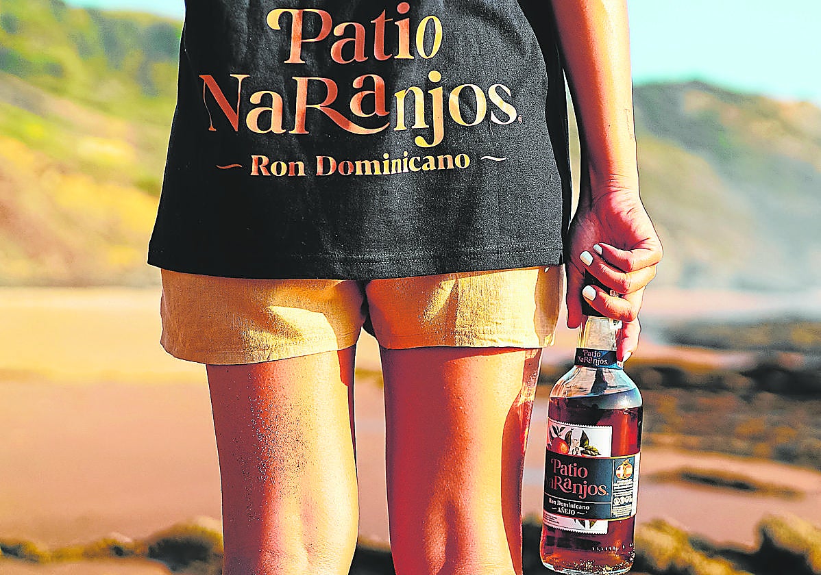 Una imagen publicitaria del ron sevillano