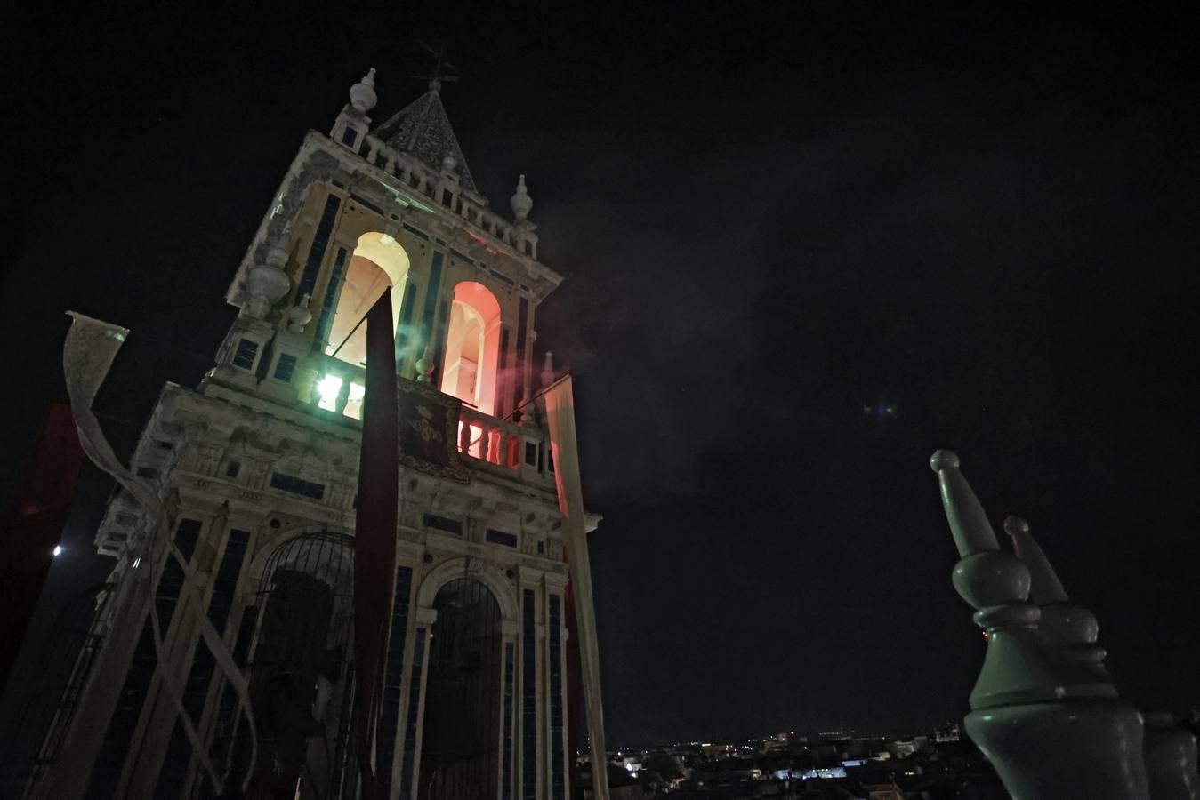 Luminarias desde la torre de la parroquia de Santa Ana