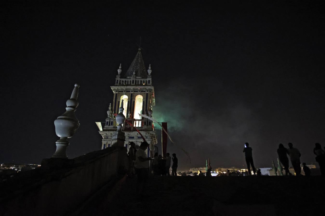 Luminarias desde la torre de la parroquia de Santa Ana