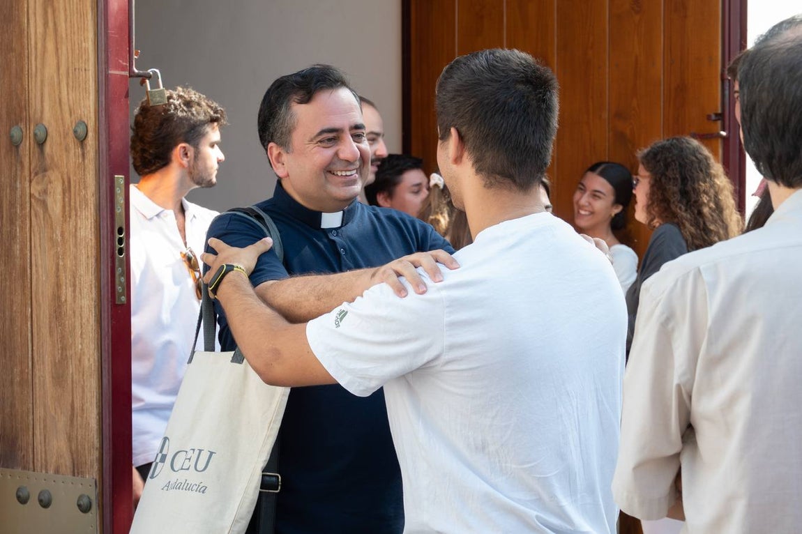 Los primeros jóvenes que parten de Sevilla para la Jornada Mundial de la Juventud en Lisboa