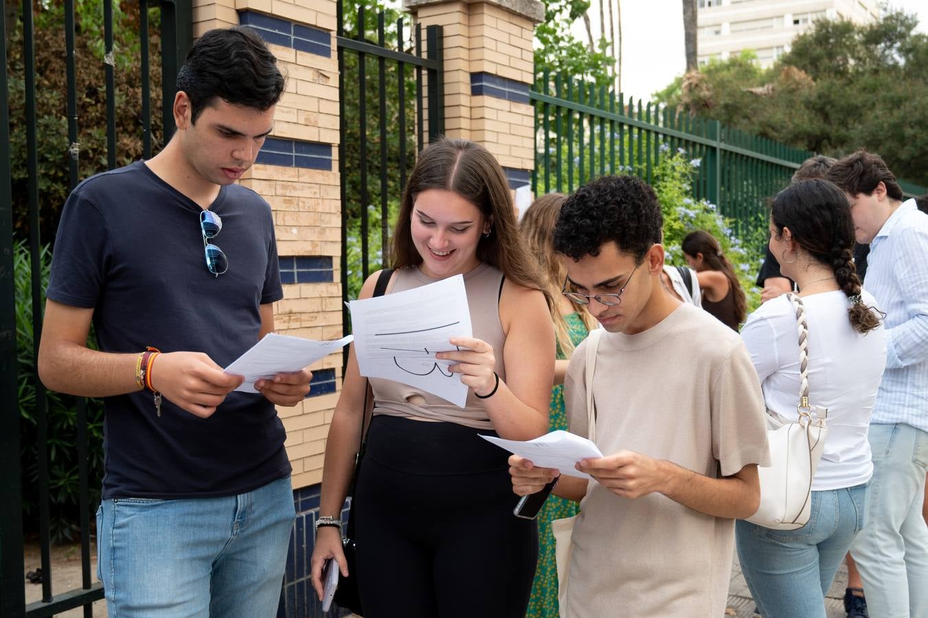 Colas para el casting de '1992', la nueva serie de Álex de la Iglesia