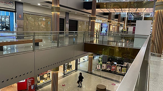 Imagen del interior del Centro Comercial Metromar