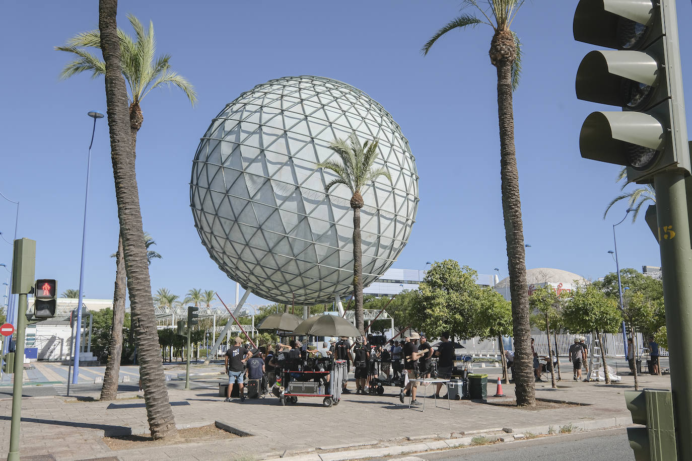 La Cartuja vive el rodaje de '1992', la serie de Álex de la Iglesia para Netflix